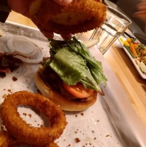 Meet your Posher, Alejandro